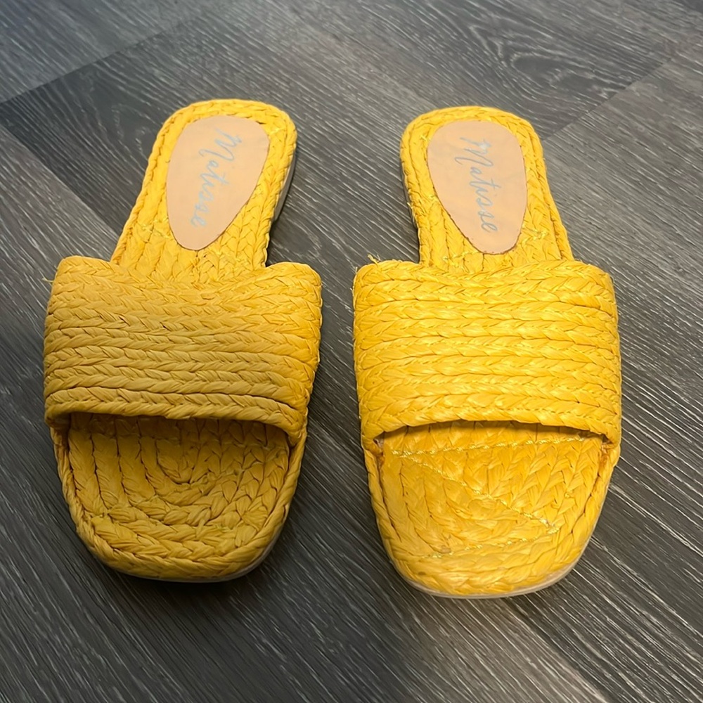 SOLD.Matisse yellow sandals